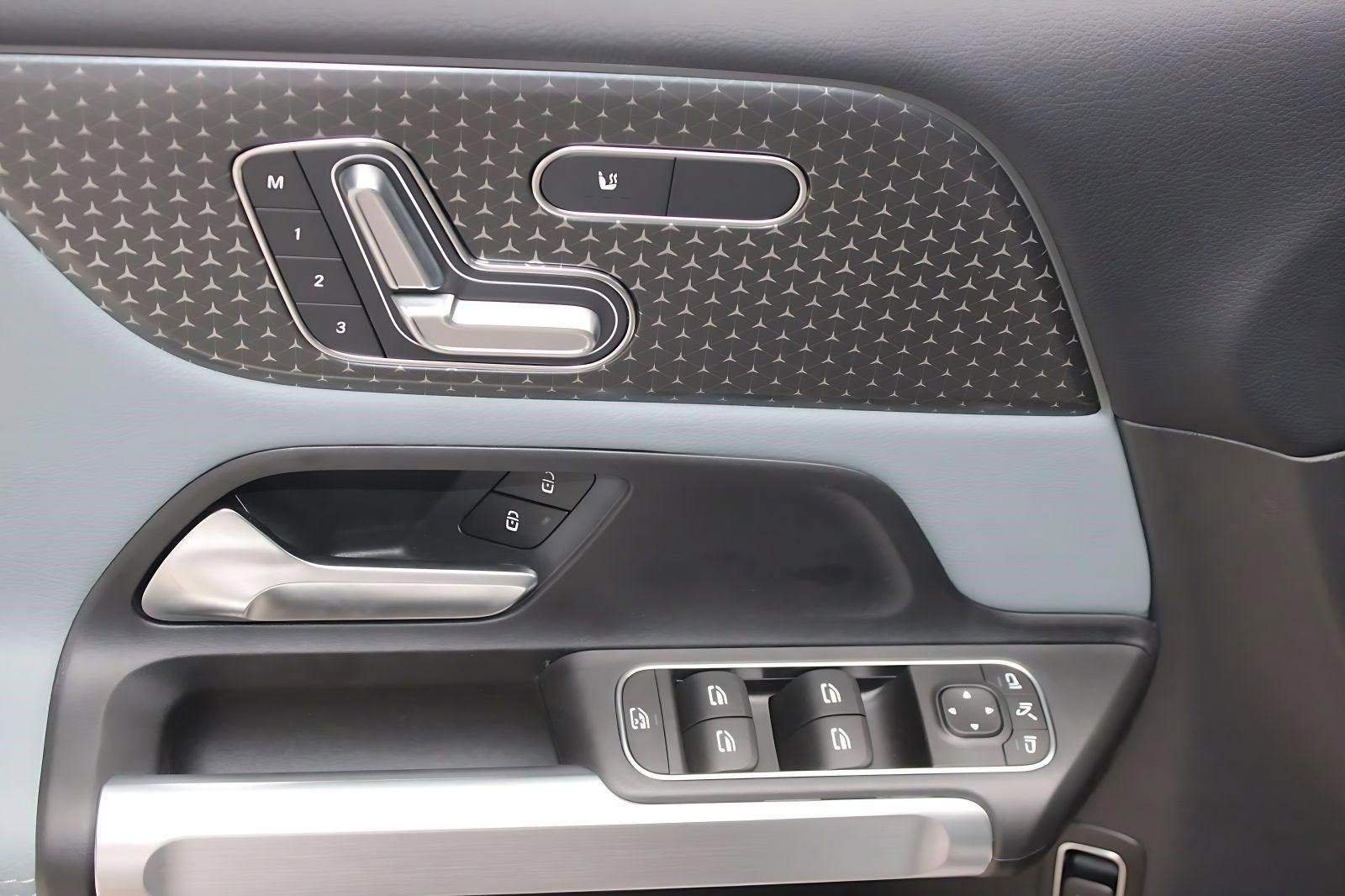 New 2026 Mercedes-Benz GLB 250 image 13