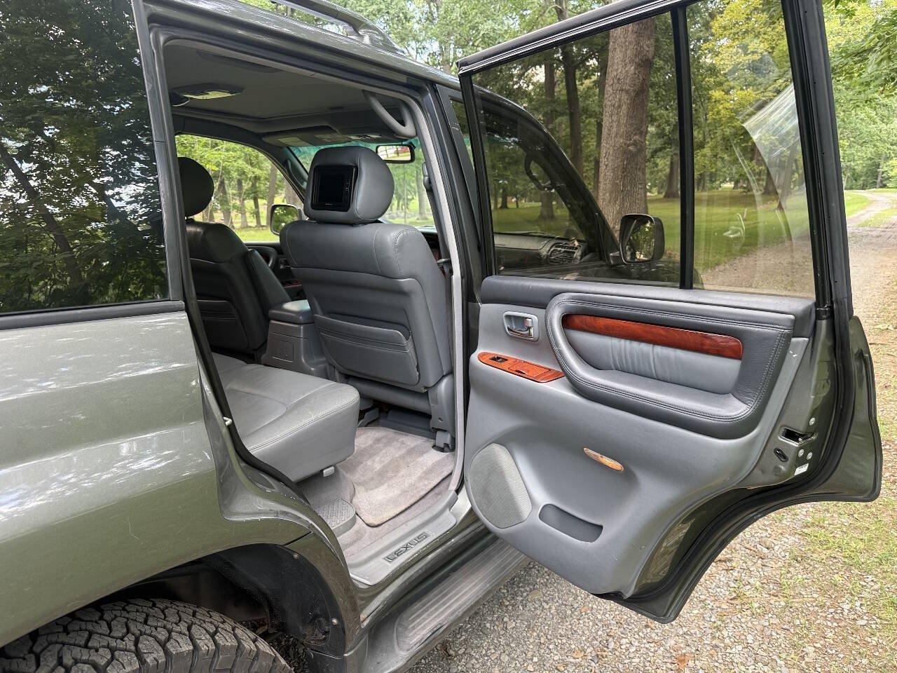 Used 2002 Lexus LX 470 4WD image 42