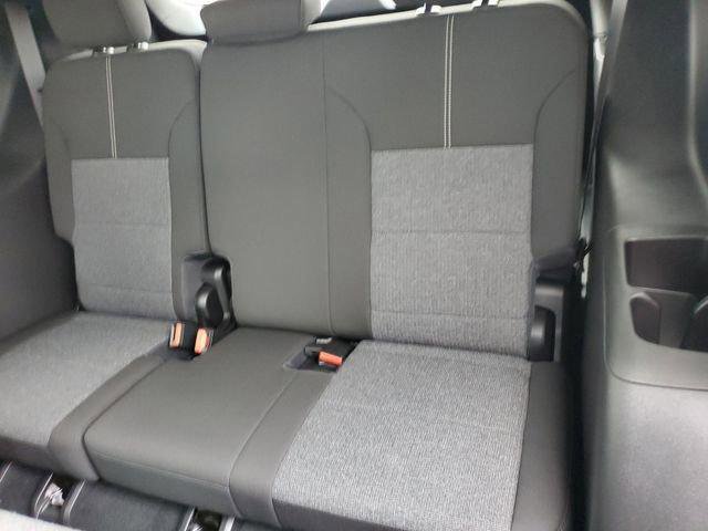 New 2026 GMC Acadia Elevation FWD image 8