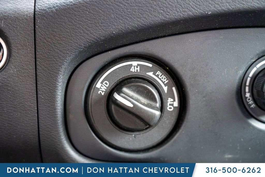 Used 2022 Nissan Frontier SV image 13