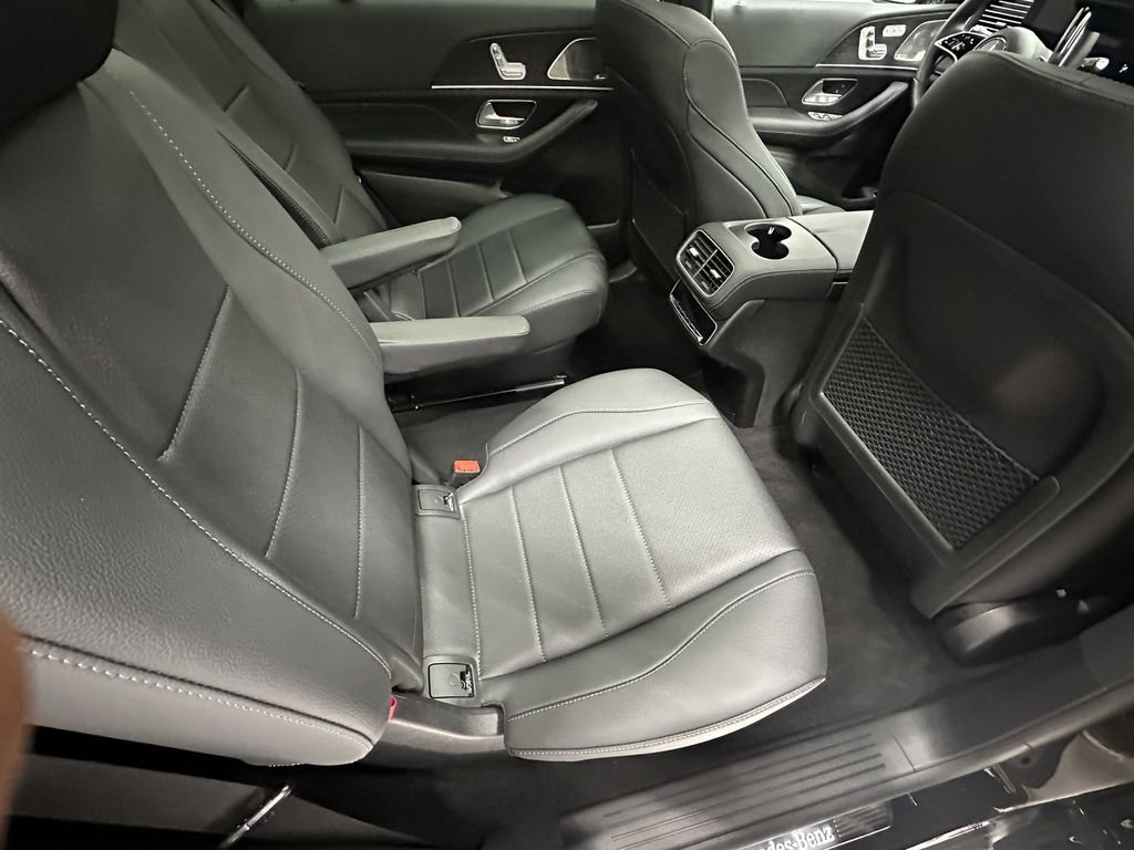Certified 2024 Mercedes-Benz GLS 450 4MATIC image 18