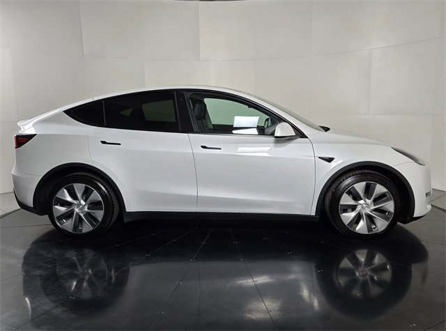 Used 2020 Tesla Model Y Long Range image 7