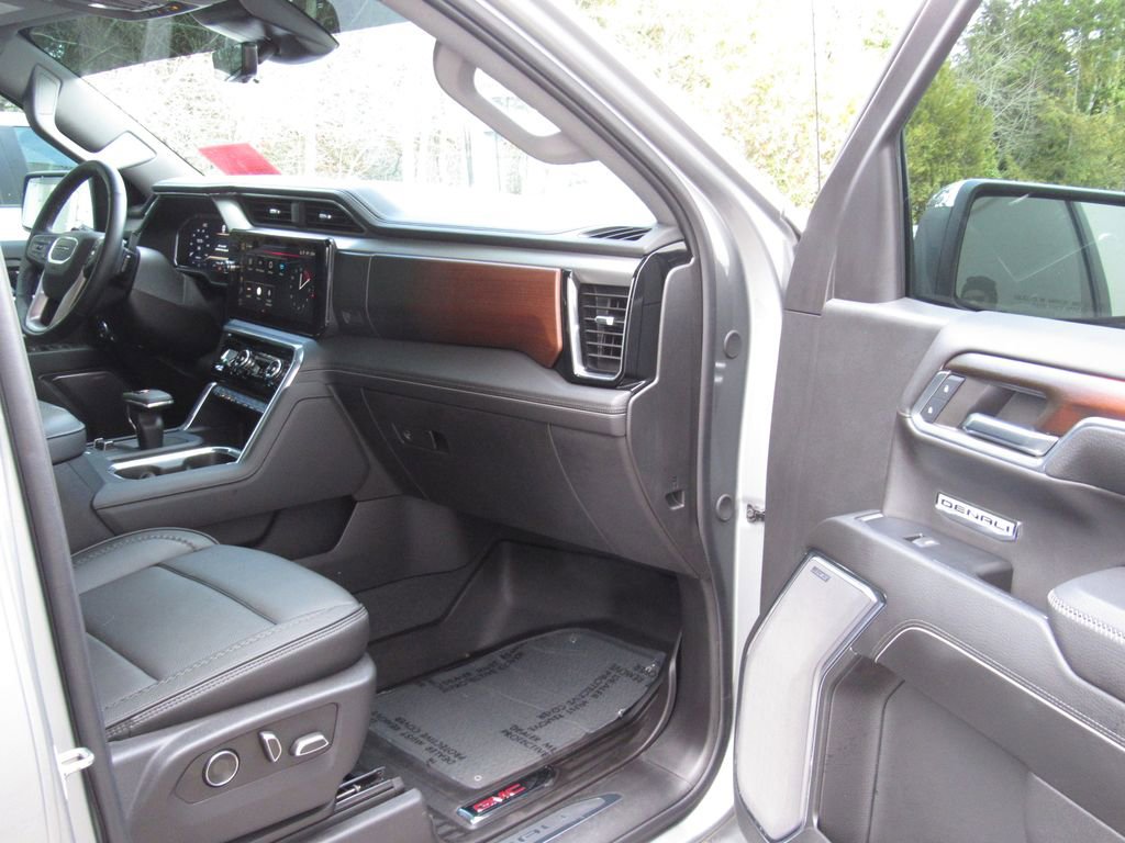 Used 2024 GMC Sierra 1500 Denali w/ Denali Reserve Package AWD/4WD image 21
