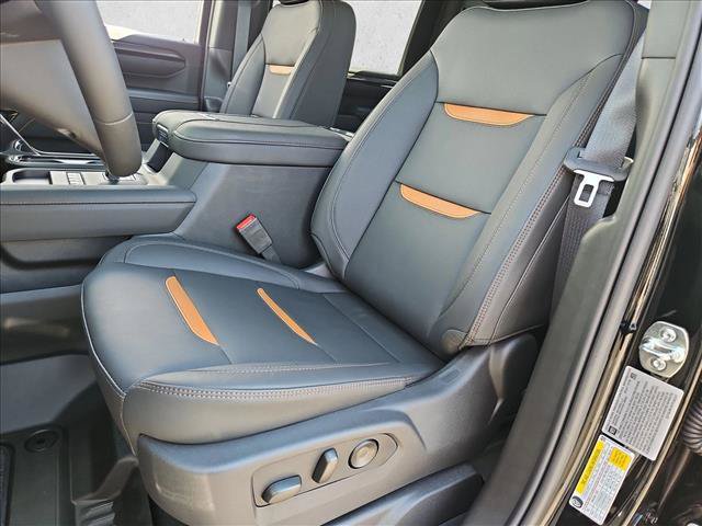 New 2026 GMC Sierra 2500 AT4 w/ AT4 Premium Plus Package AWD/4WD image 4