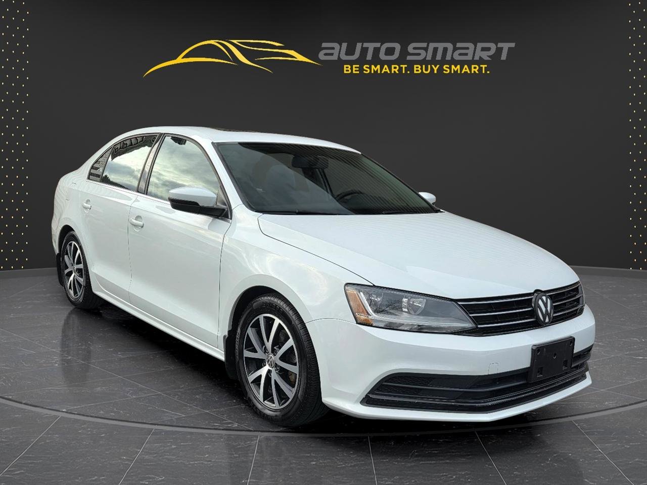 Used 2017 Volkswagen Jetta SE image 8