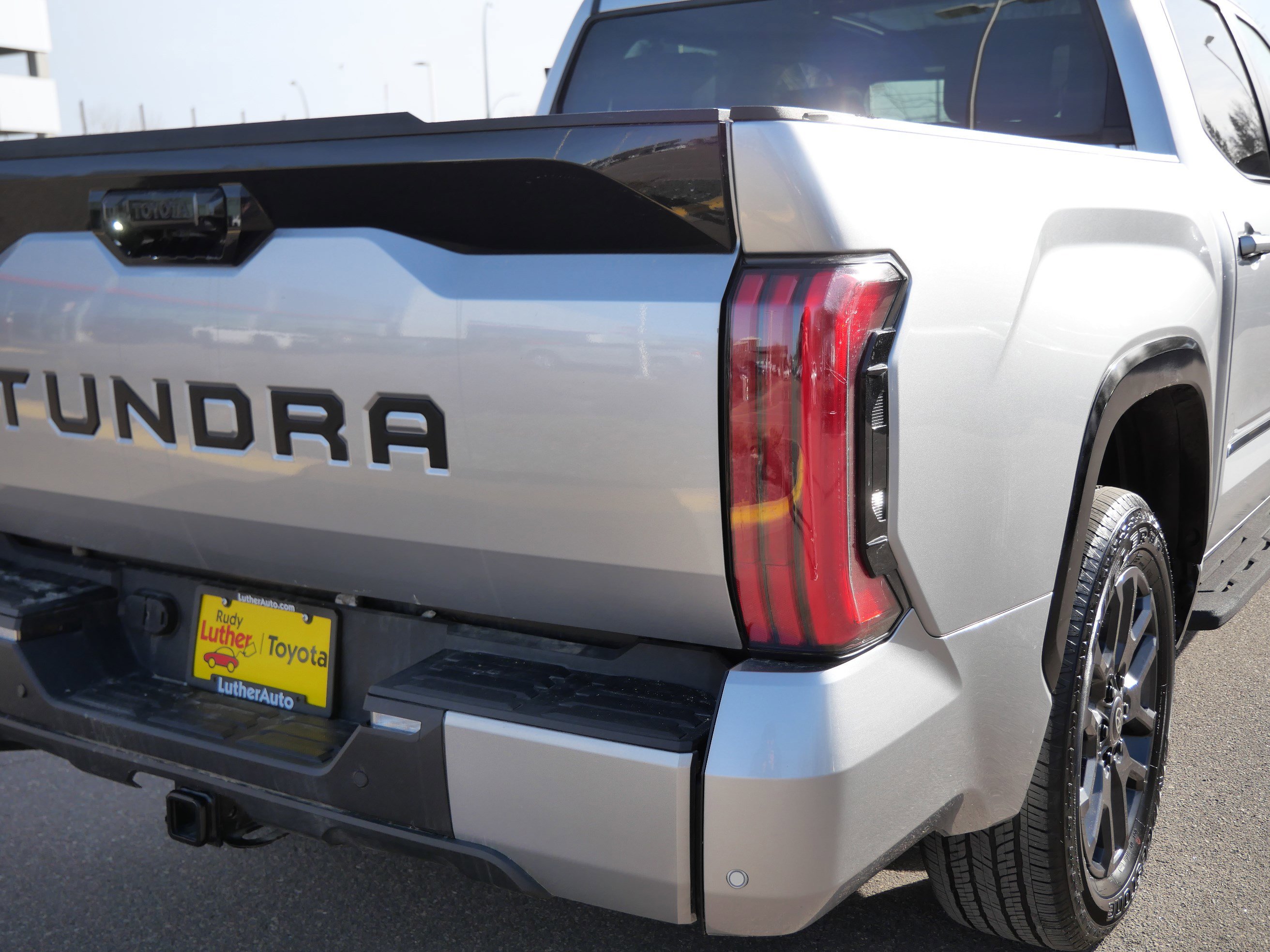 Used 2025 Toyota Tundra Platinum image 17