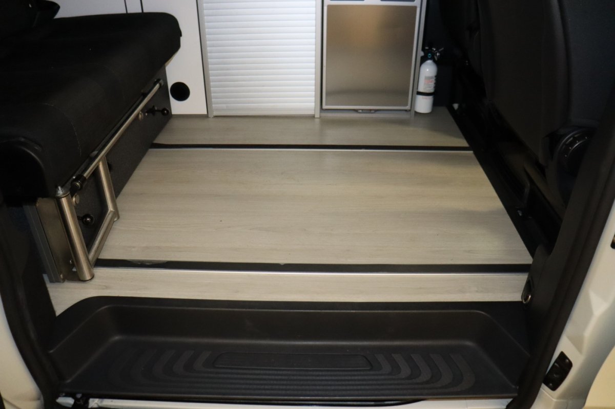 Used 2019 Mercedes-Benz Metris w/ Premium Safety Package image 36