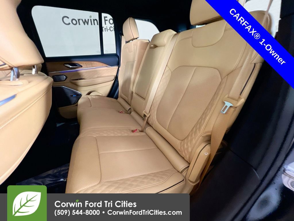 Used 2023 Jeep Grand Cherokee Summit image 29