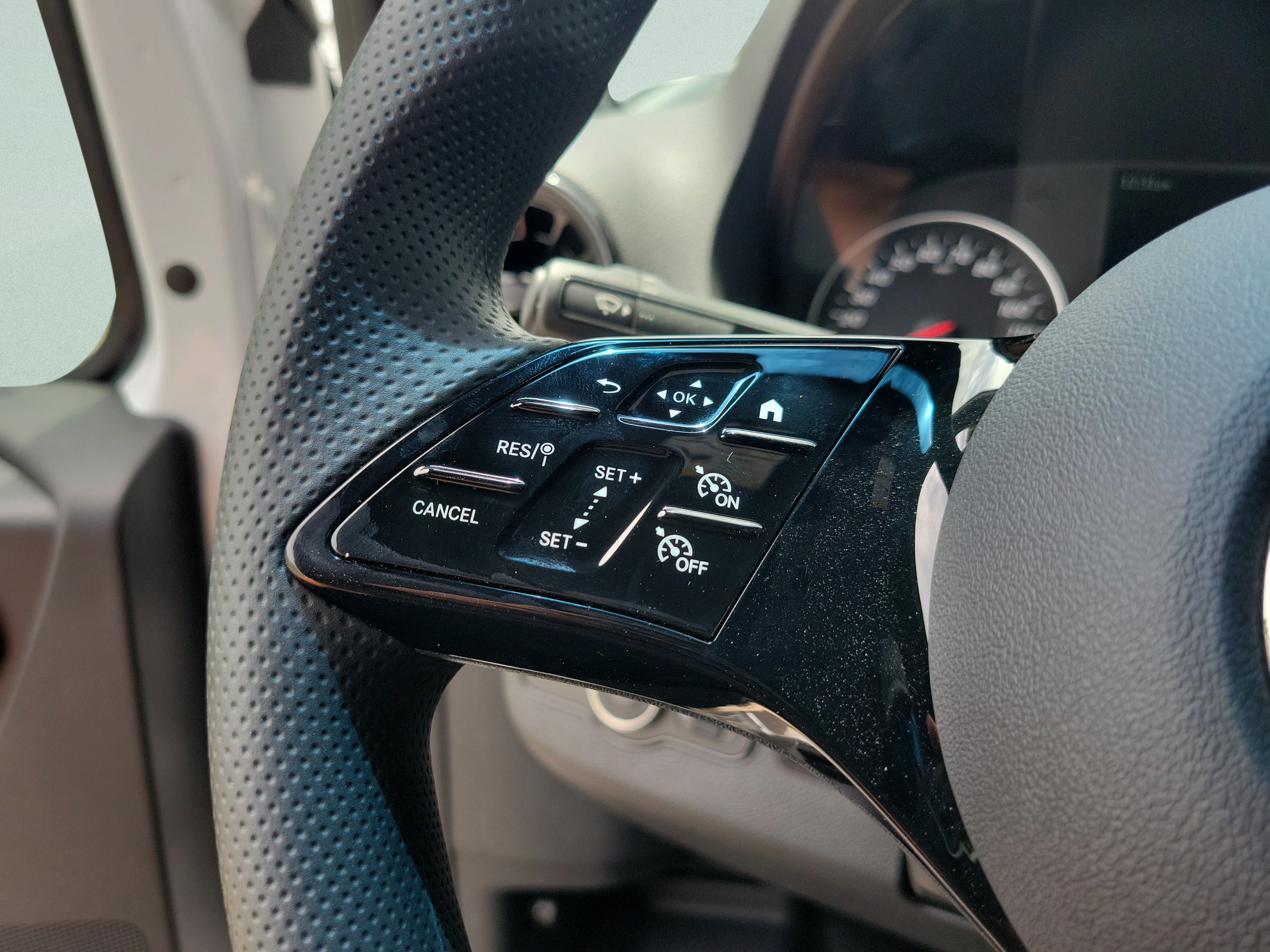 New 2025 Mercedes-Benz Sprinter 2500 image 18