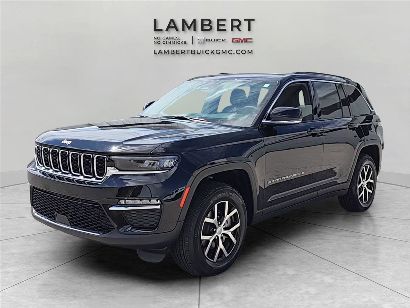 Used 2025 Jeep Grand Cherokee Limited w/ Trailer Tow Package AWD/4WD image 1