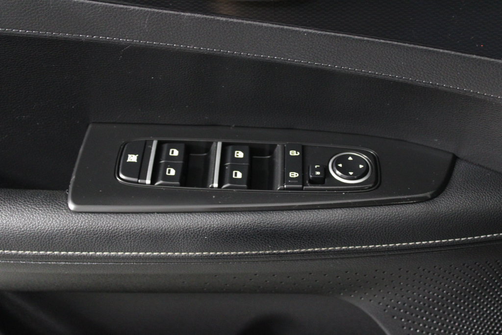 Used 2023 Kia Forte GT-Line w/ GT-Line Premium Package FWD image 19