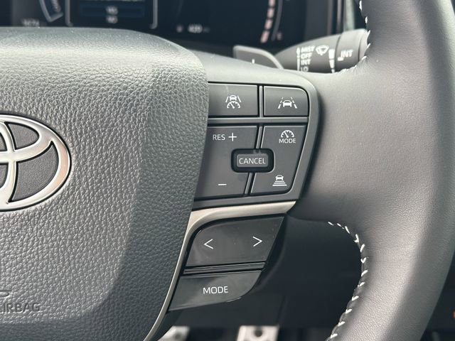 Used 2026 Toyota Camry SE w/ Convenience Package FWD image 14