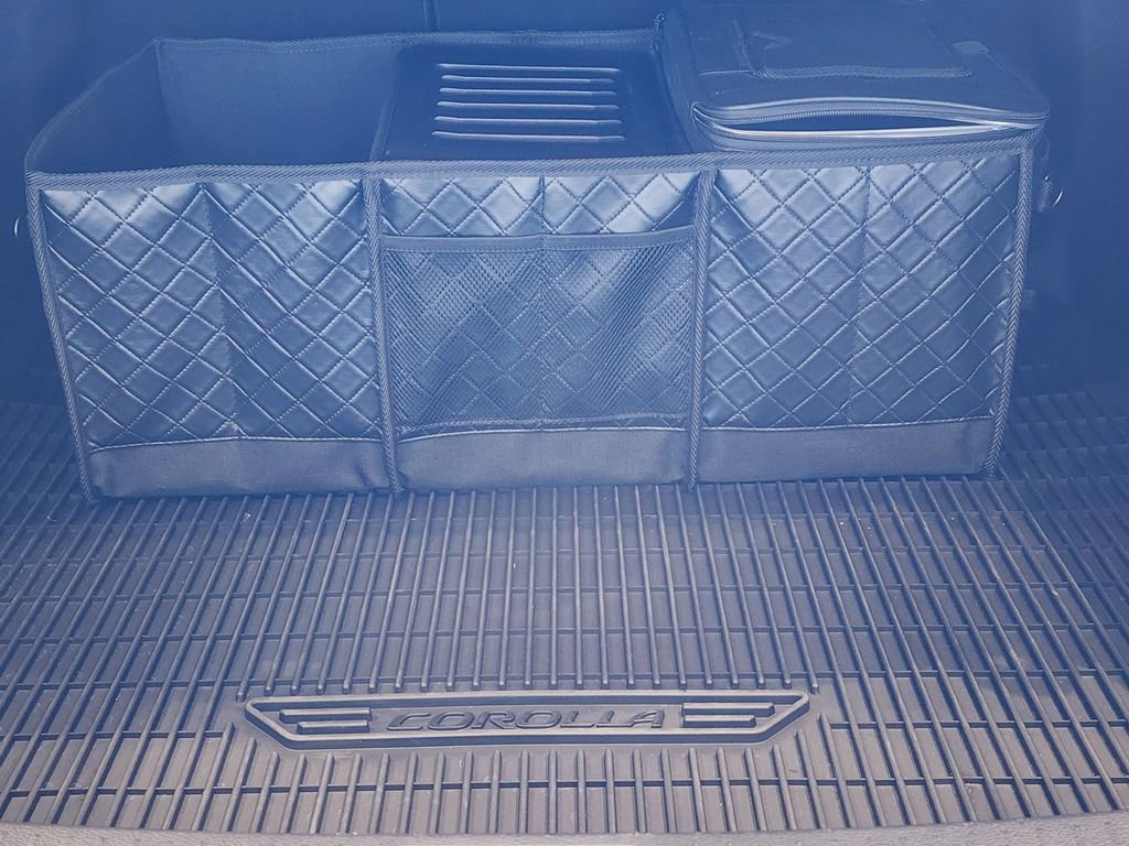 Used 2024 Toyota Corolla XLE image 10