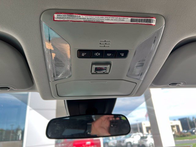 Used 2019 Toyota RAV4 LE w/ All Weather Liner Package AWD/4WD image 23