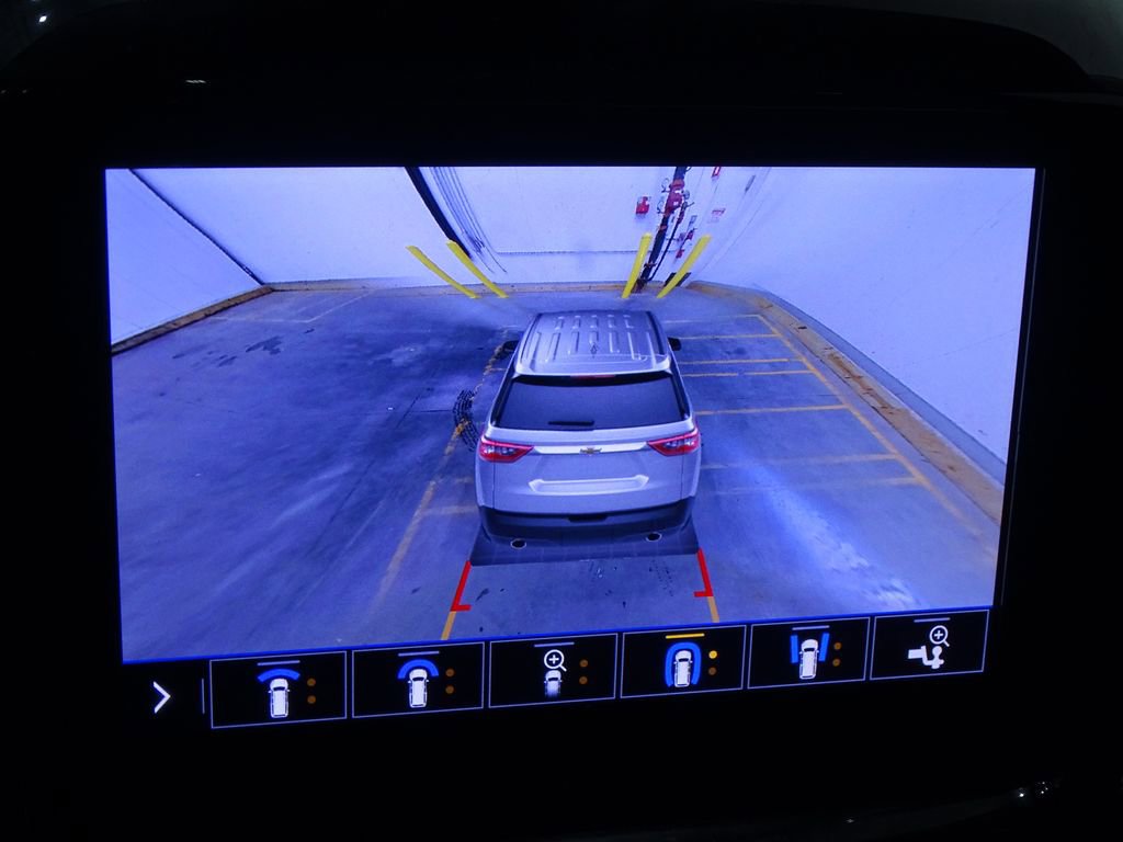 Used 2020 Chevrolet Traverse Premier image 49