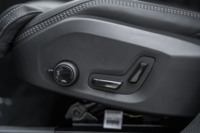 New 2026 Volvo XC60 B5 Ultra w/ Protection Package Premier image 35