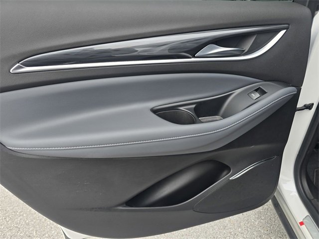 Used 2023 Buick Enclave Premium image 14