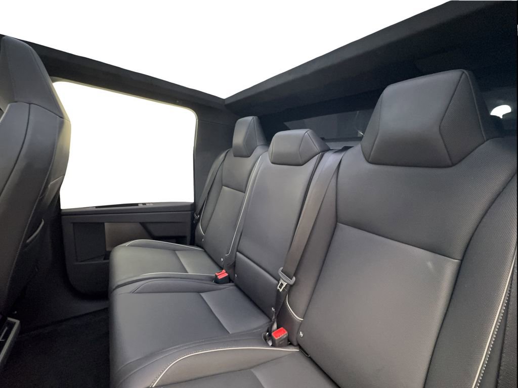 Used 2024 Tesla Cybertruck AWD Crew Cab image 25