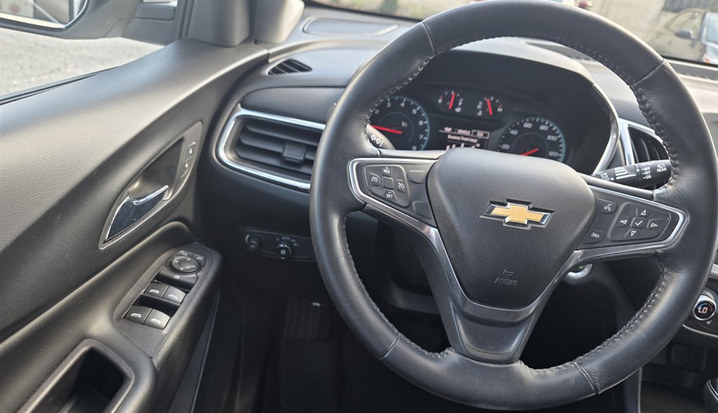 Used 2018 Chevrolet Equinox LT image 21