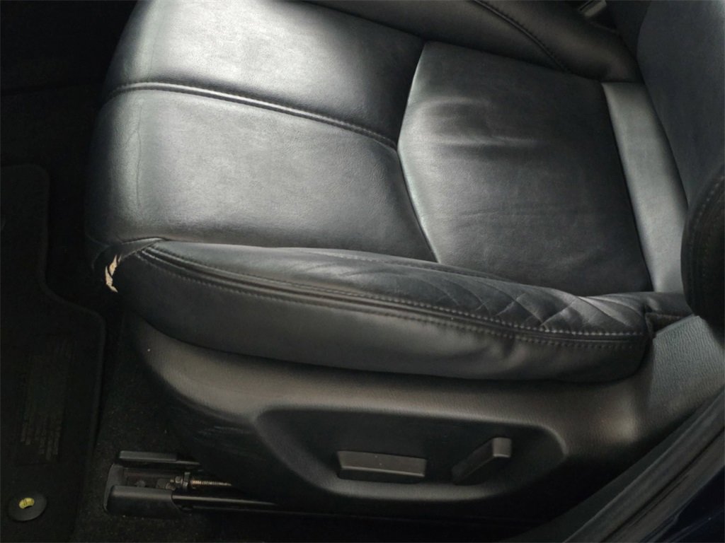 Used 2017 MAZDA MAZDA3 Touring image 29