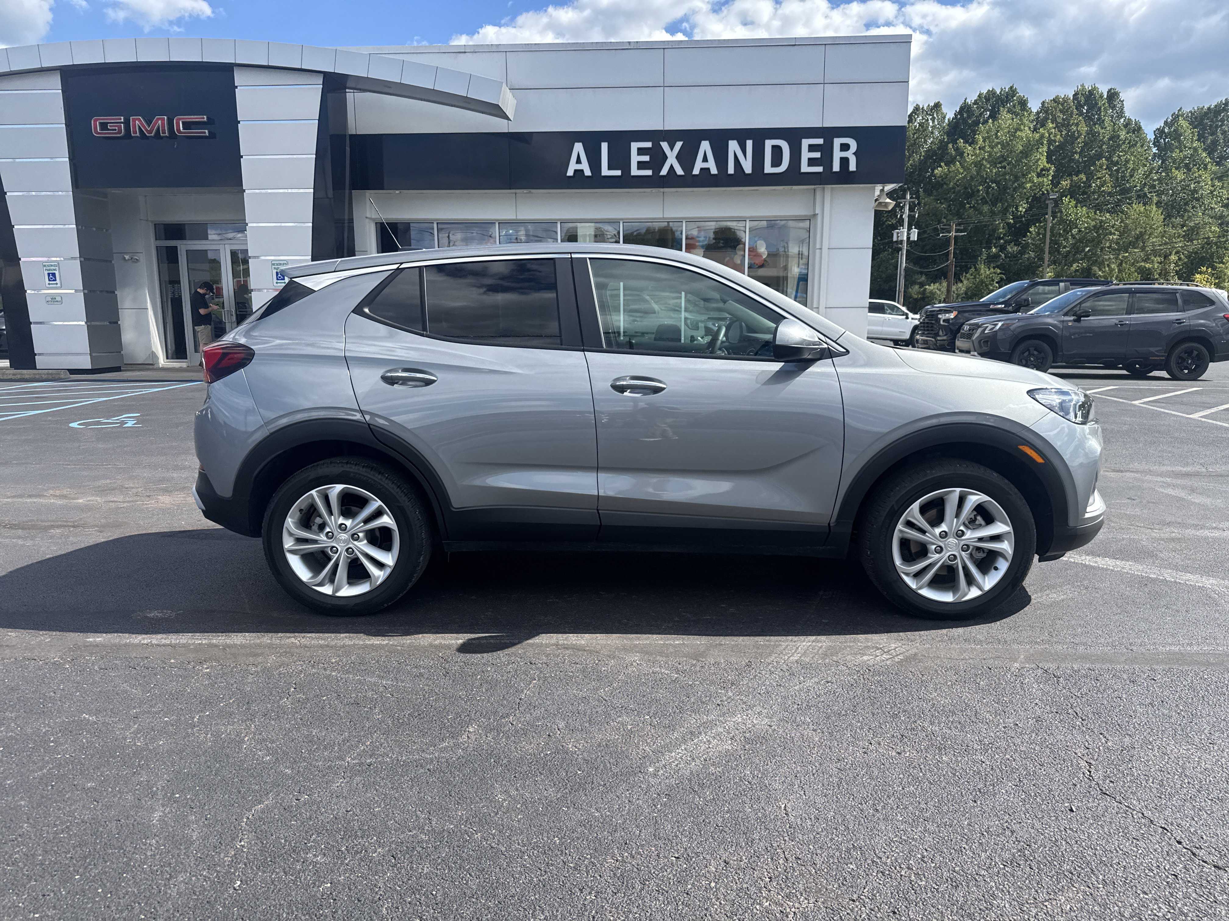 Used 2023 Buick Encore GX Preferred w/ Cold Weather Comfort Package image 2