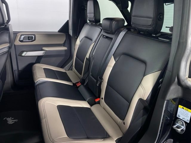 Used 2023 Ford Bronco Wildtrak AWD/4WD image 16