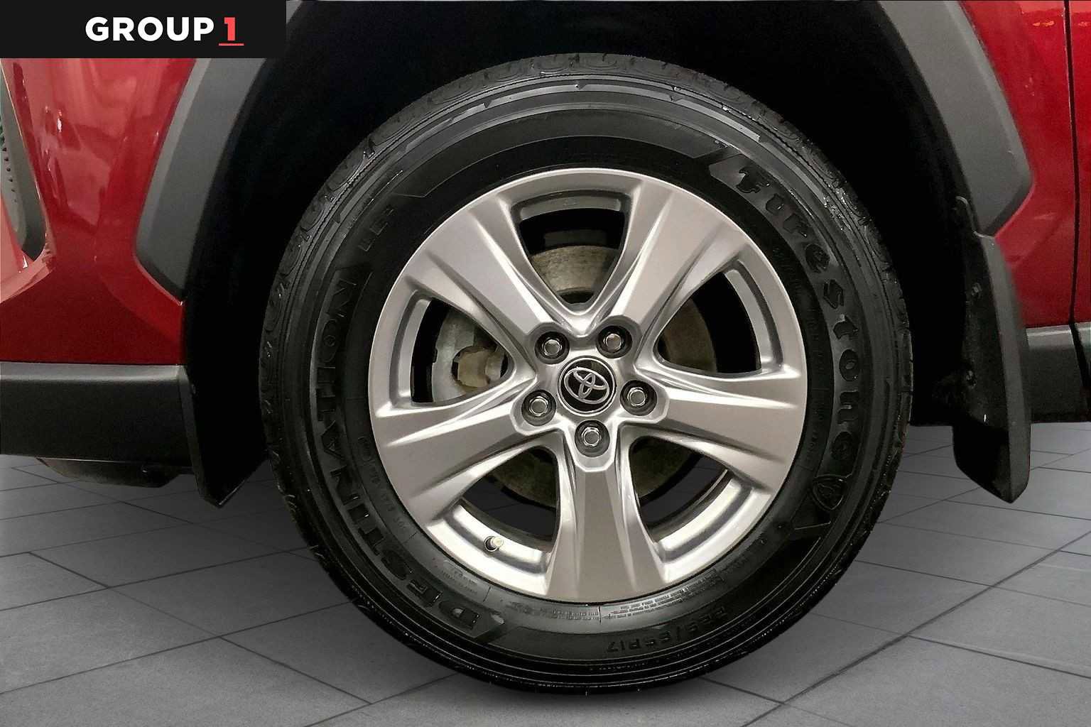 Used 2022 Toyota RAV4 XLE w/ Convenience Package image 11