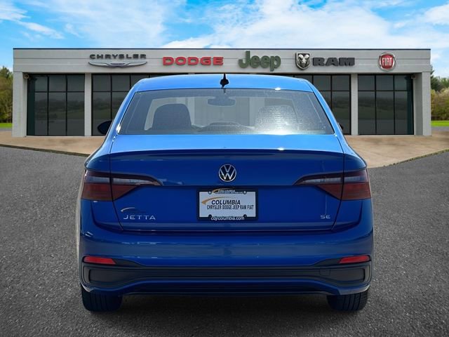 Used 2024 Volkswagen Jetta SE image 29