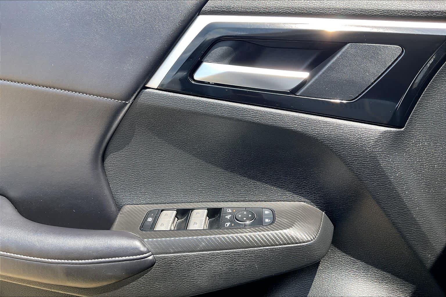 Used 2025 Mitsubishi Outlander SE AWD/4WD image 52