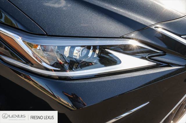Certified 2025 Lexus ES 350 w/ Accessory Package (Z2) FWD image 10