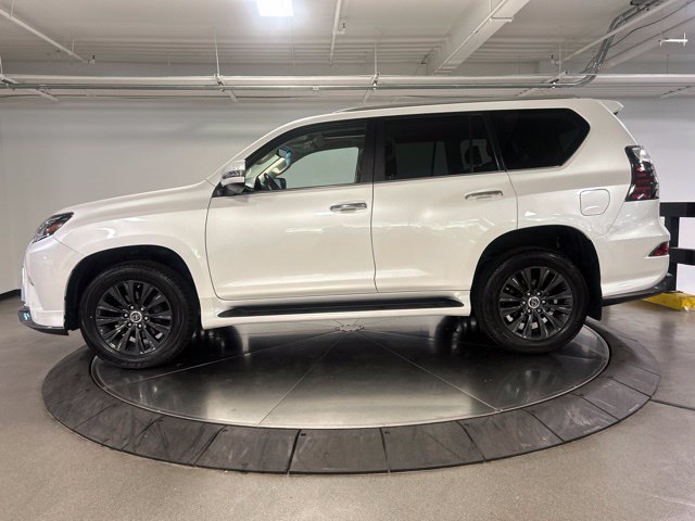 Used 2023 Lexus GX 460 Premium w/ Accessory Package AWD/4WD image 4