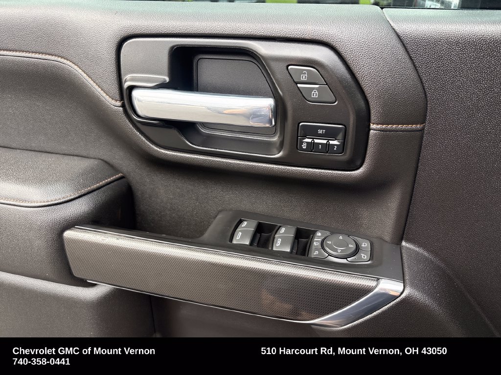 Used 2022 GMC Sierra 2500 AT4 w/ AT4 Premium Plus Package AWD/4WD image 14
