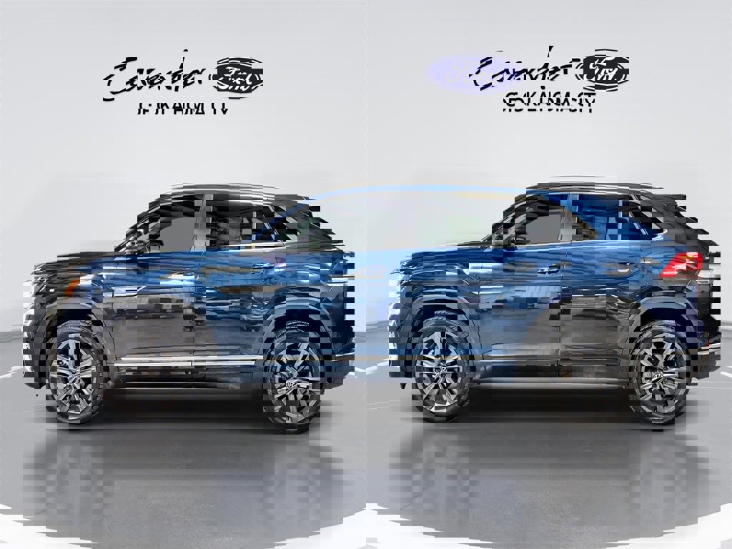 Used 2022 Volkswagen Atlas Cross Sport SEL R-Line image 5