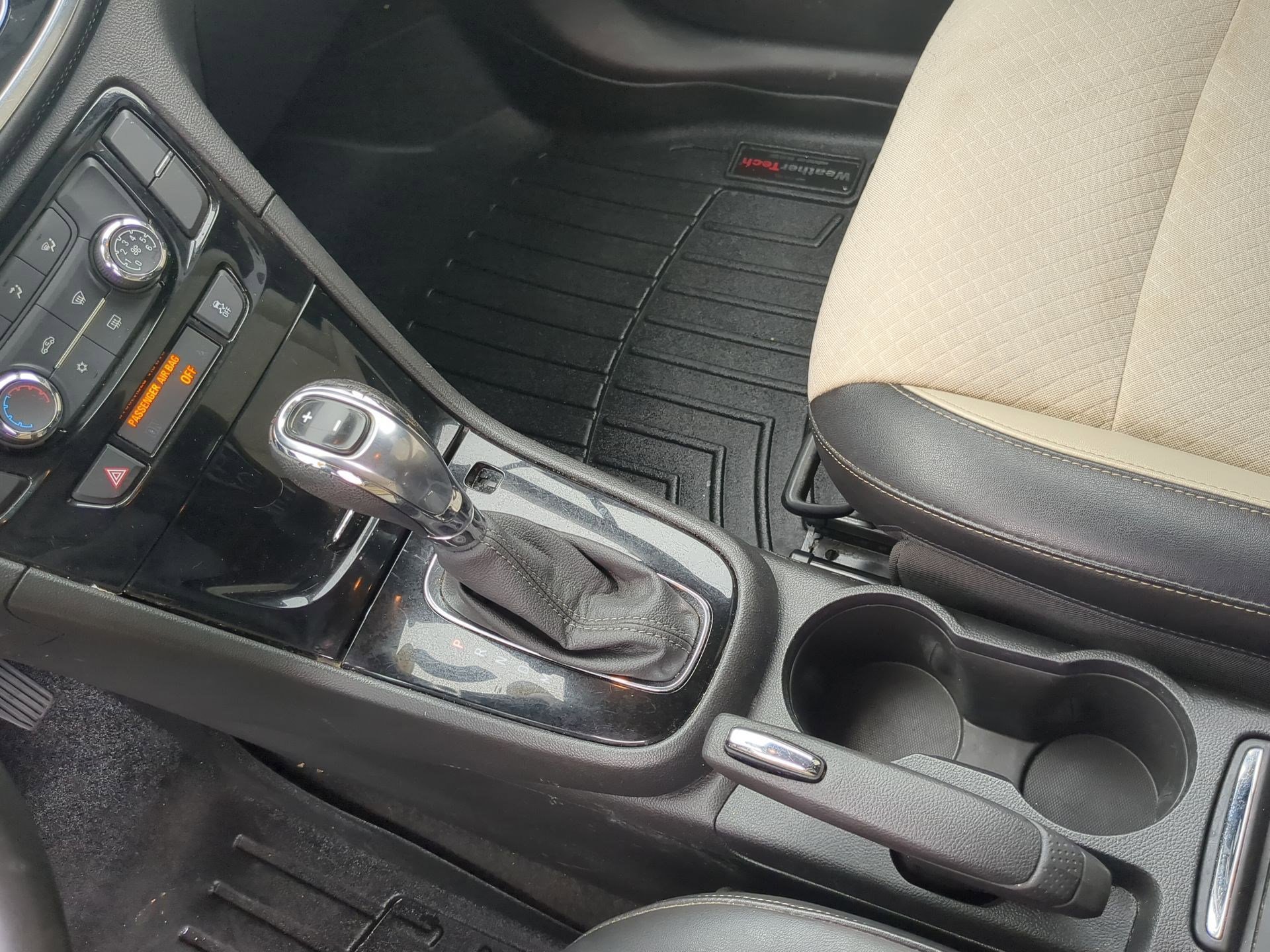 Used 2018 Buick Encore Preferred image 17