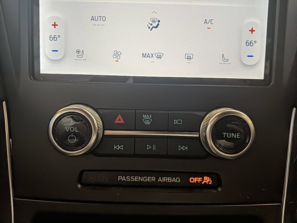 Used 2021 Ford Edge ST w/ Equipment Group 401A AWD/4WD image 23