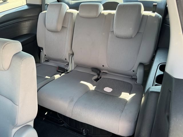 Used 2023 Honda Odyssey EX image 16