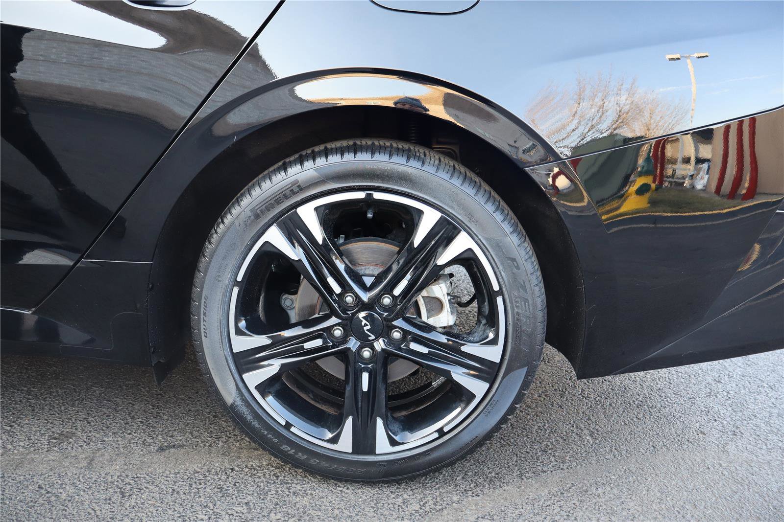 Used 2023 Kia K5 GT-Line image 10