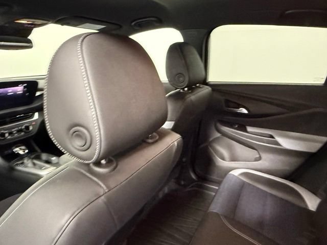 Used 2024 Buick Envista Preferred w/ Convenience I Package FWD image 37