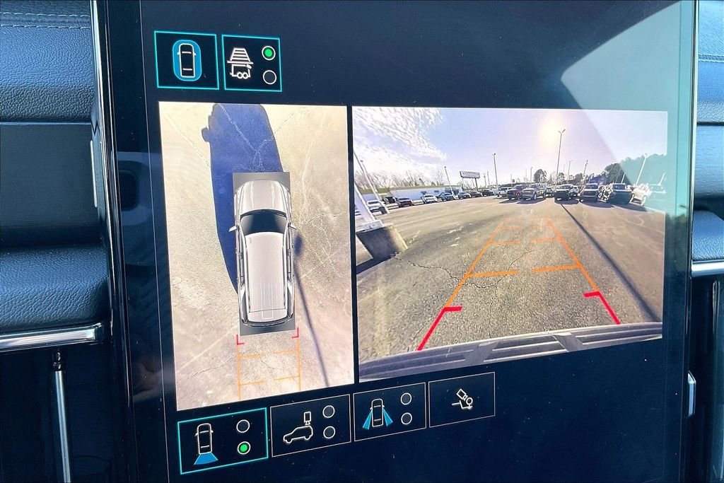 Used 2025 GMC Yukon Denali image 21