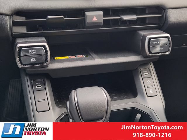 Used 2026 Toyota RAV4 XLE Premium AWD/4WD image 19