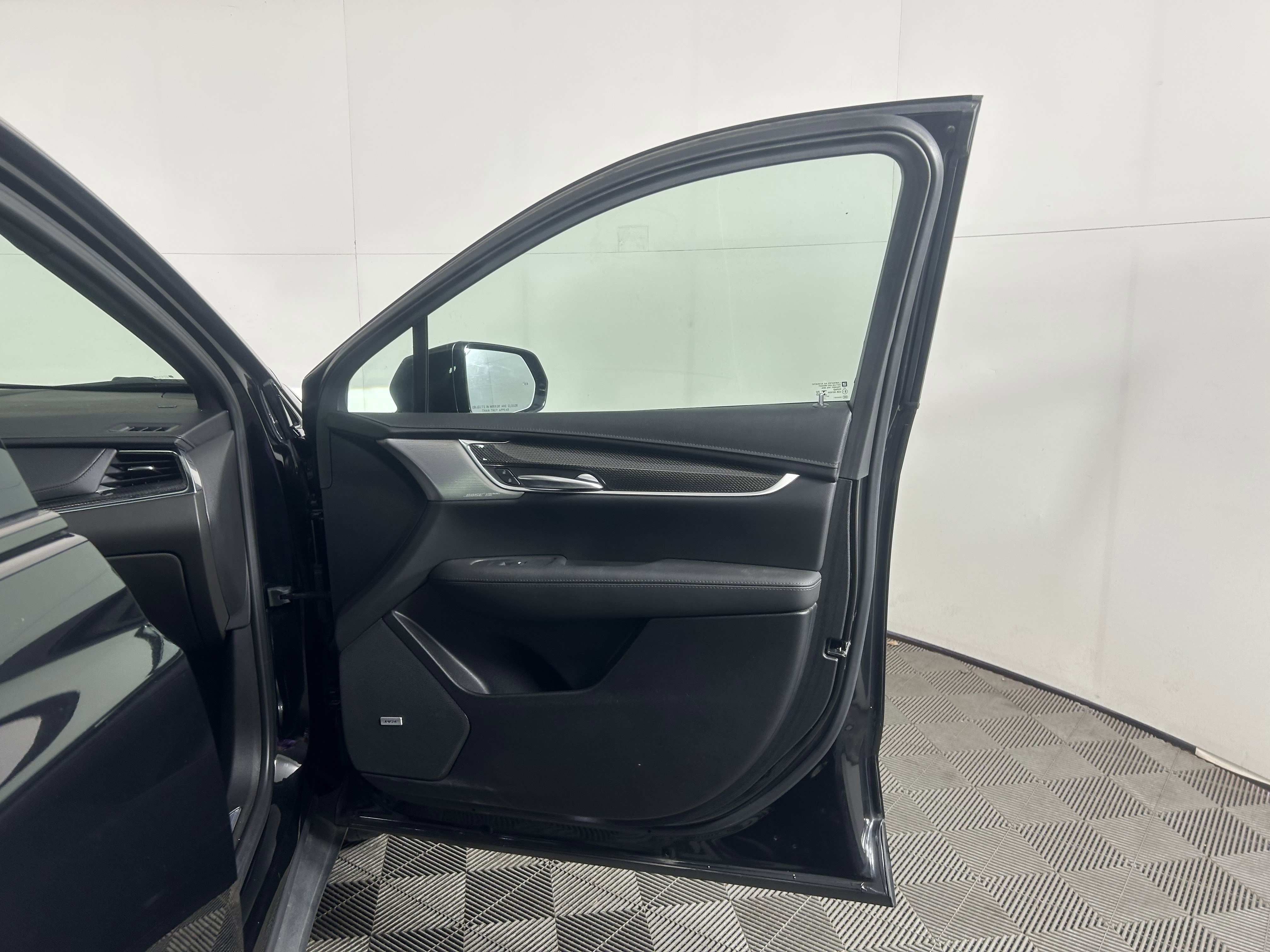 Used 2022 Cadillac XT5 Sportv w/ Technology Package image 40