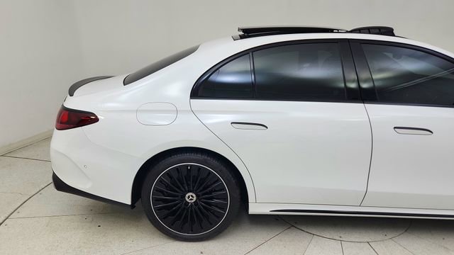 Used 2024 Mercedes-Benz E 450 4MATIC Sedan w/ Airmatic Package image 7