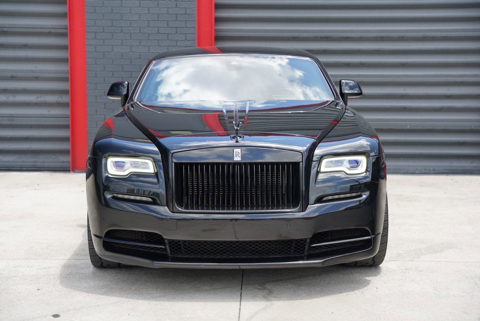 Used 2019 Rolls-Royce Wraith RWD image 4