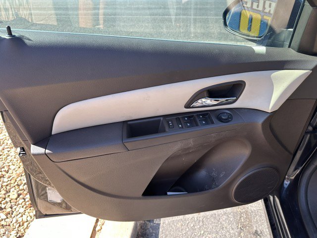 Used 2015 Chevrolet Cruze LTZ FWD image 10