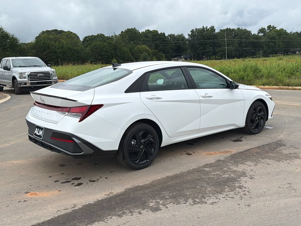 New 2026 Hyundai Elantra Sport FWD image 6