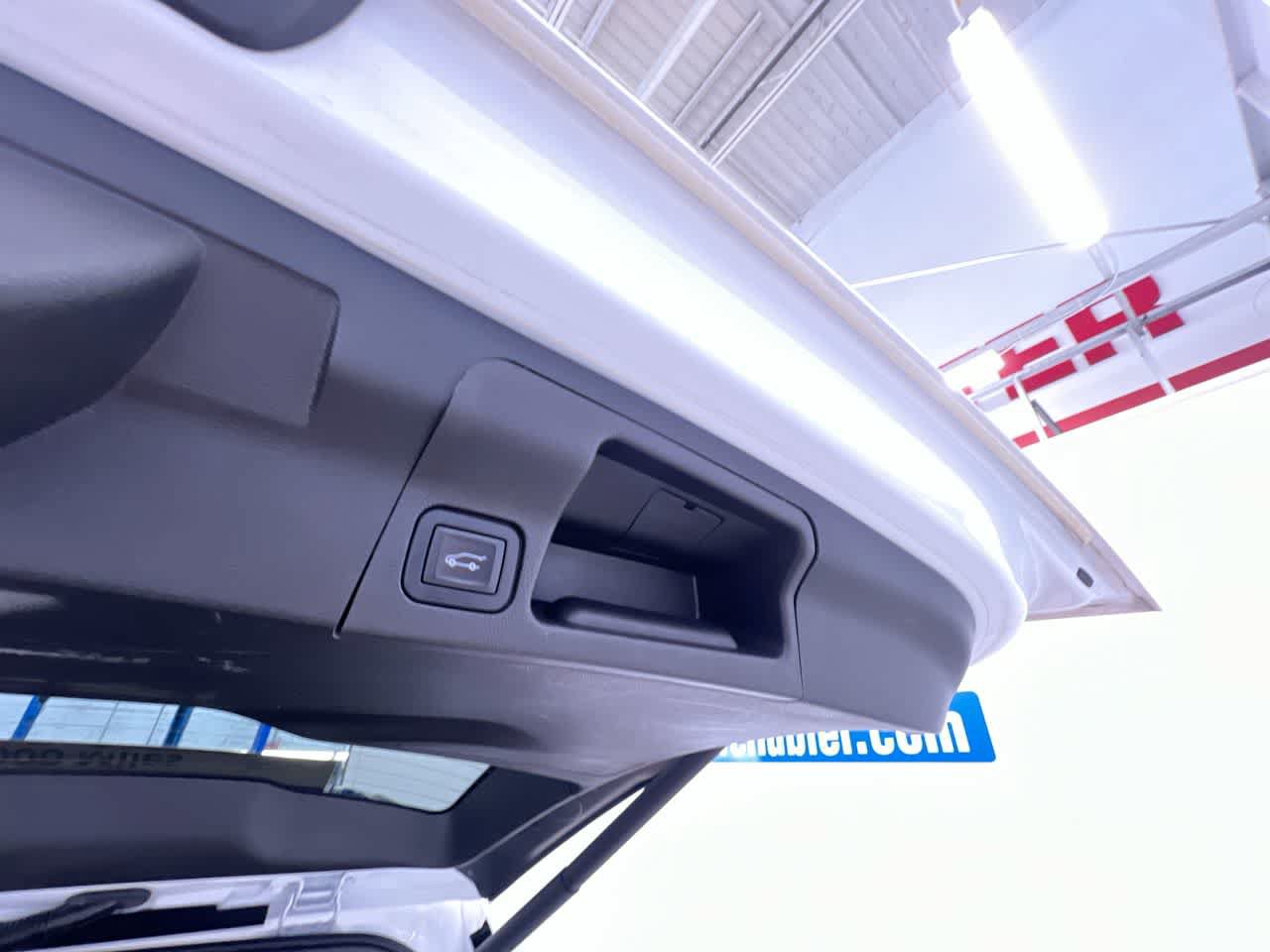 Used 2021 GMC Acadia SLT w/ Elevation Edition AWD/4WD image 46