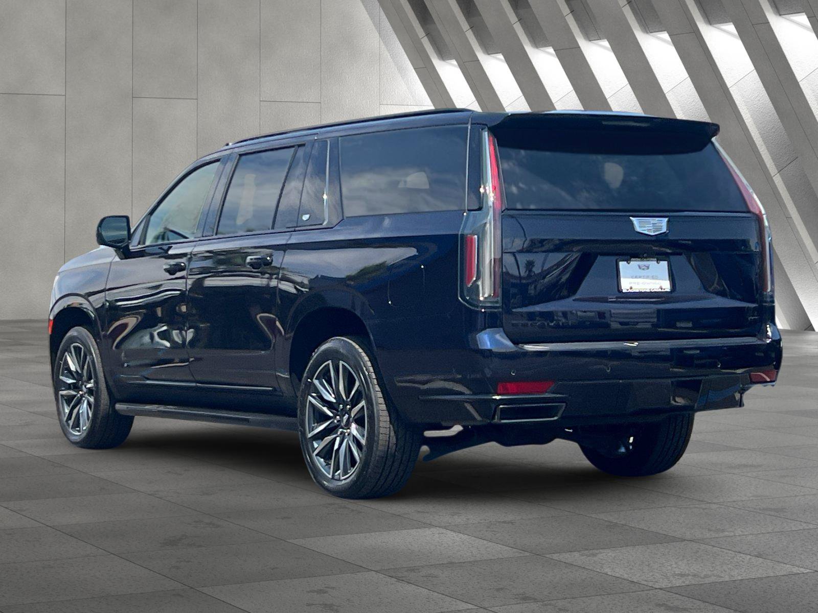 Certified 2021 Cadillac Escalade ESV Sport AWD/4WD image 6