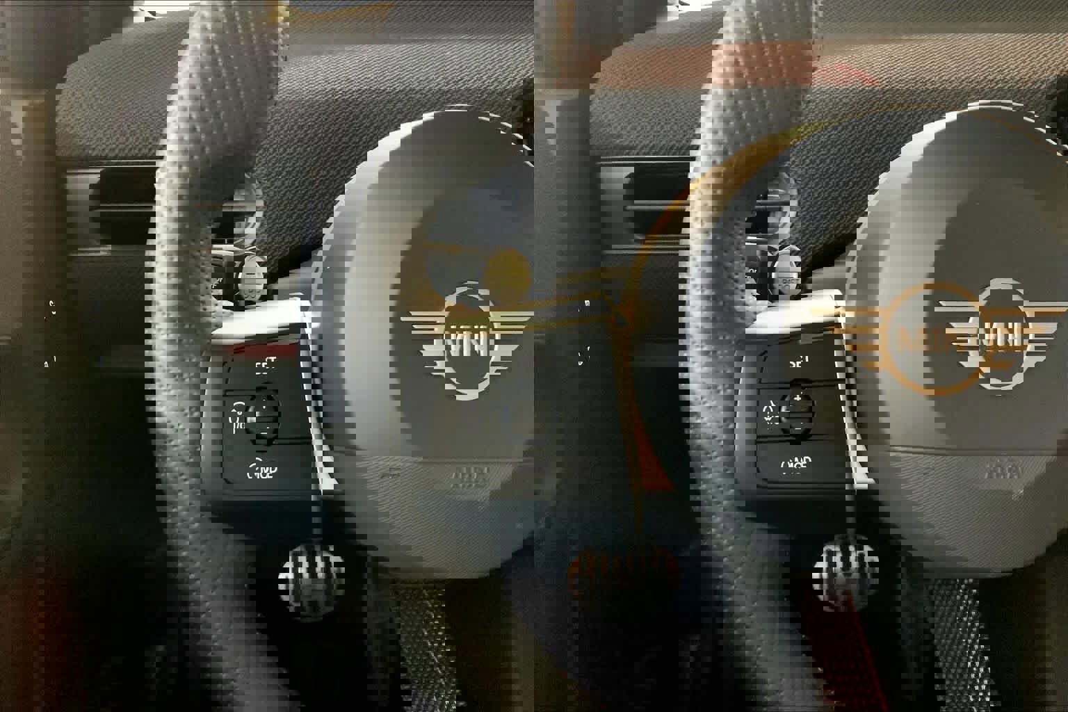 Certified 2025 MINI Cooper S image 23