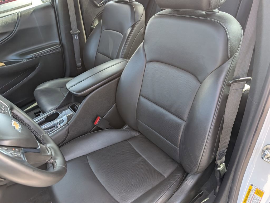 Used 2024 Chevrolet Malibu LT FWD image 9