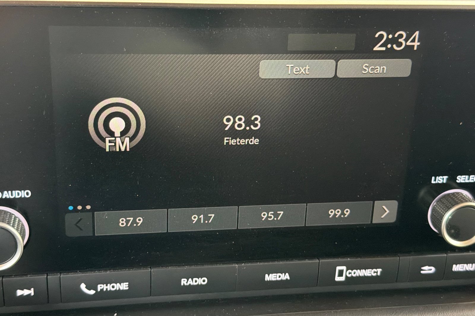 Used 2024 Honda HR-V LX image 18